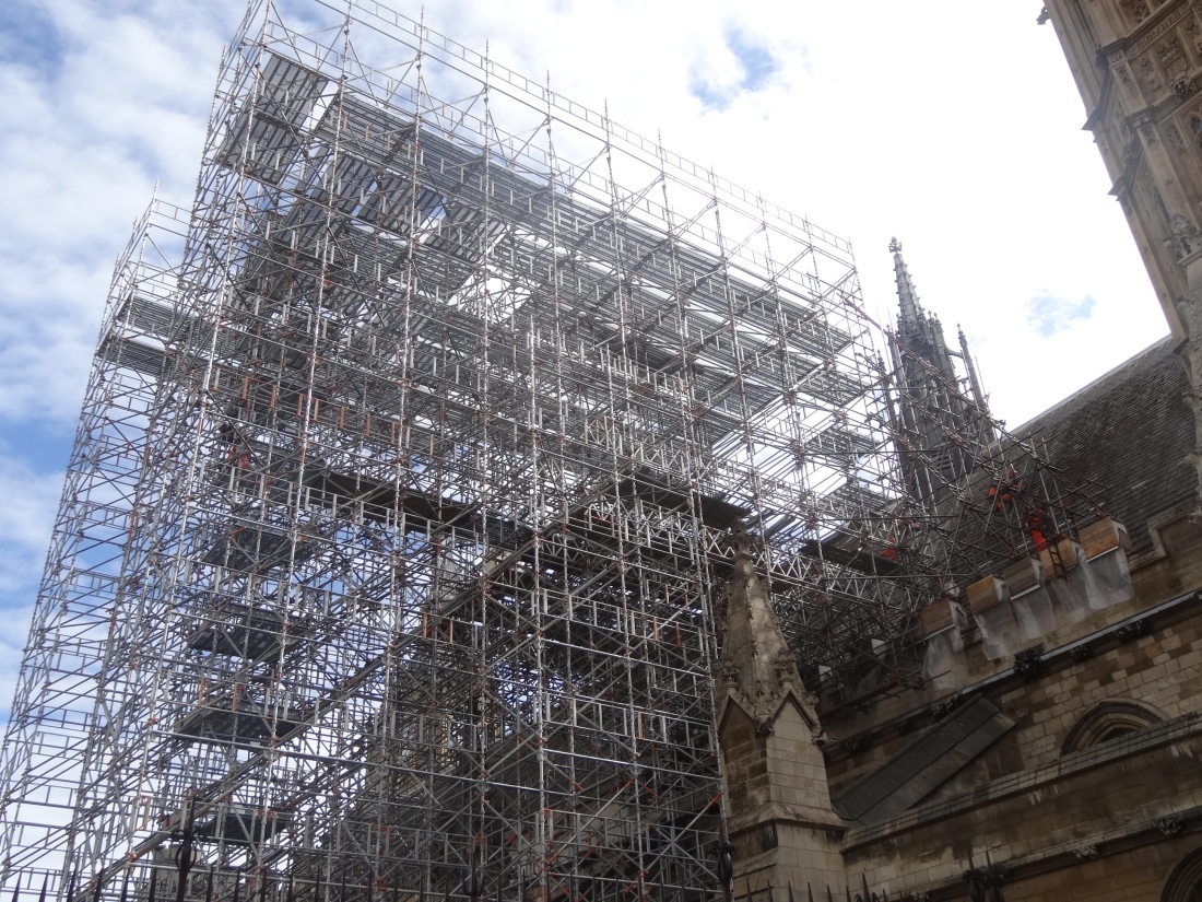 Scaffolding_at_the_Palace_of_Westminster